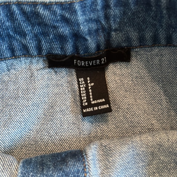 3/$10 NWT Forever 21 button denim A line mini skirt SMALL - Picture 3 of 3